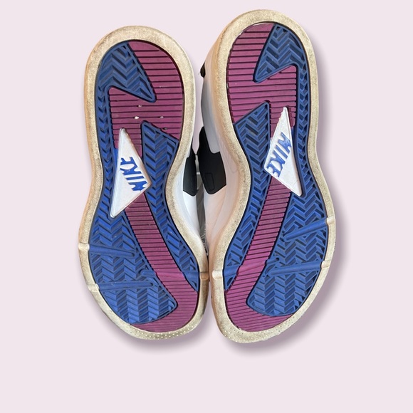 Nike Air Hurache OG Colorway - Picture 3 of 4